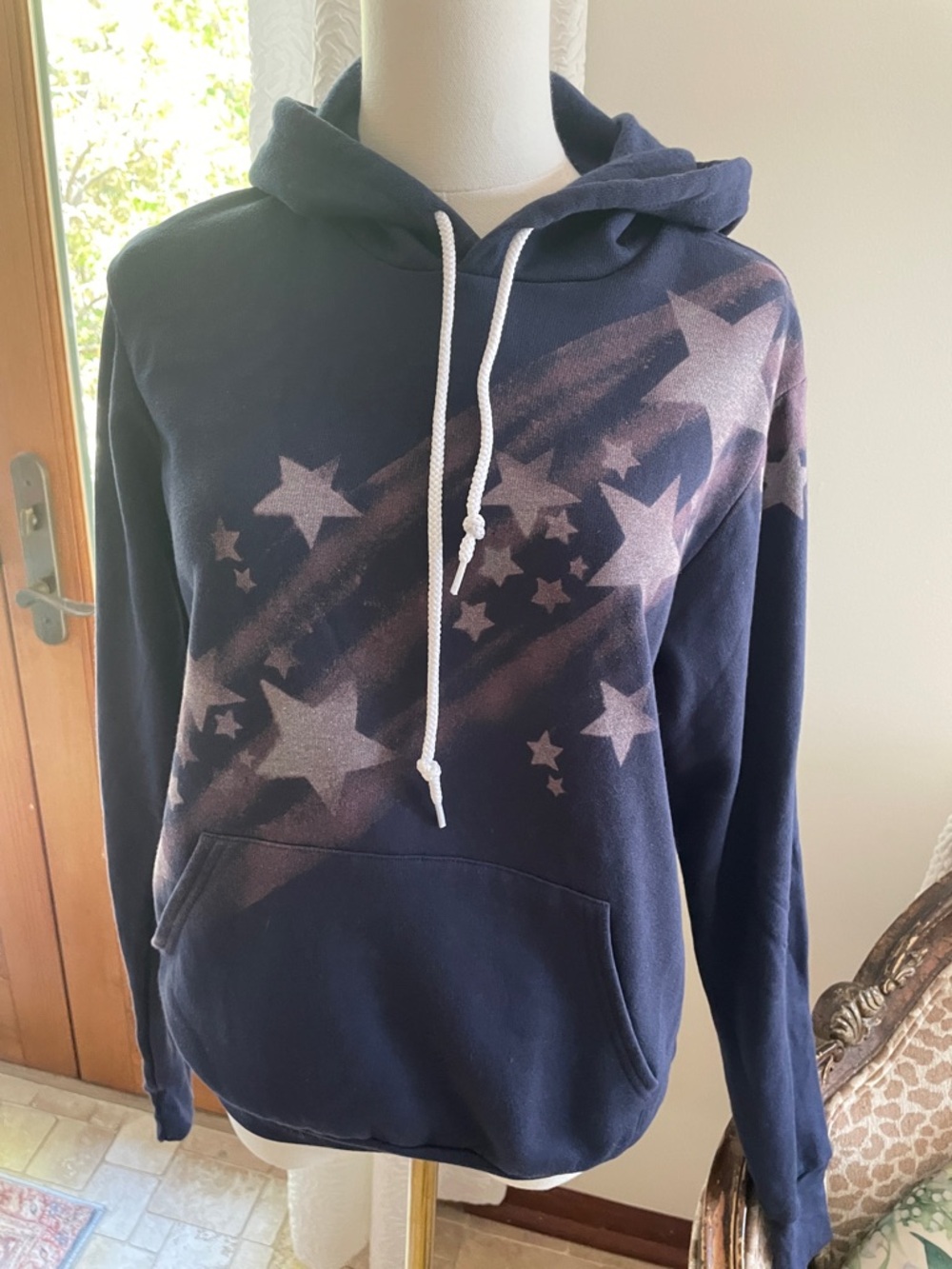 Ali and Joe Size Small Custom Navy Starprint Pullover Hoodie EUC Size Tag Cut - Picture 7 of 9